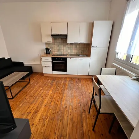 Appt 2 Pcs St Quentin Centre Apartment